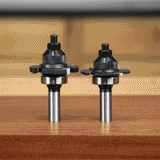 Animated gif of the precision twist slot cutter router bits opening and closing